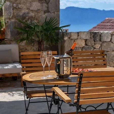Holiday Home Marijana ザオストログ エクステリア 写真