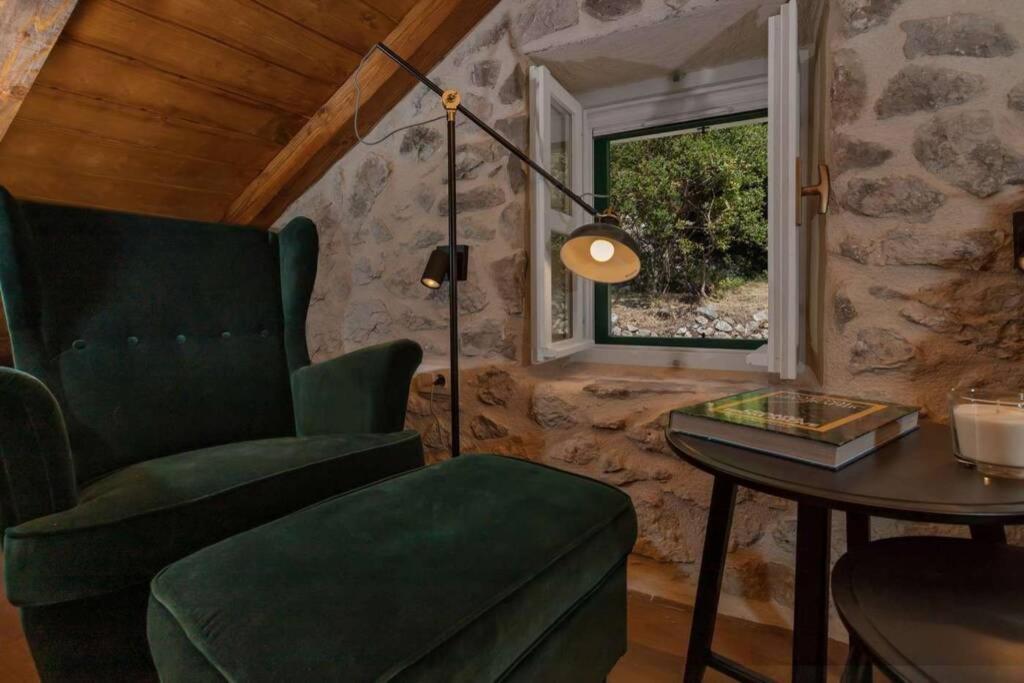 Holiday Home Marijana ザオストログ エクステリア 写真