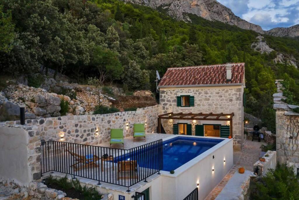 Holiday Home Marijana ザオストログ エクステリア 写真