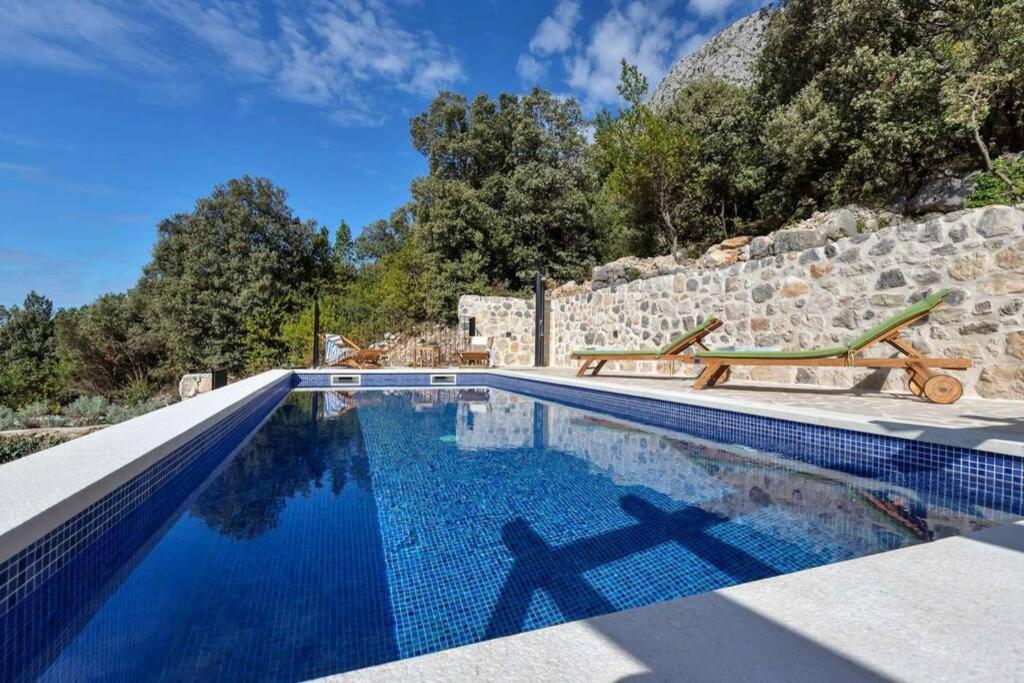Holiday Home Marijana ザオストログ エクステリア 写真