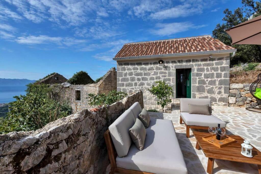 Holiday Home Marijana ザオストログ エクステリア 写真